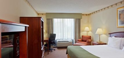 Holiday Inn Express & Suites NORTH EAST (North East)