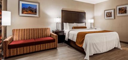 Orangewood Inn and Suites – Kansas City