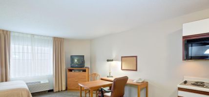 Hotel Candlewood Suites TOPEKA WEST (Topeka)