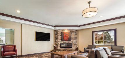 Red Roof Inn & Suites Omaha - Council Bluffs