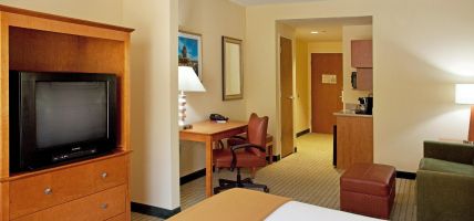 Holiday Inn Express & Suites CHARLESTON-NORTH (North Charleston)