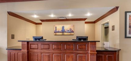 Holiday Inn Express & Suites MILWAUKEE NW – PARK PLACE (Milwaukee)