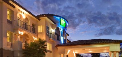 Holiday Inn Express & Suites CORONA (Placentia)