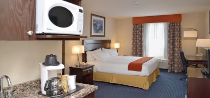 Holiday Inn Express & Suites HINTON