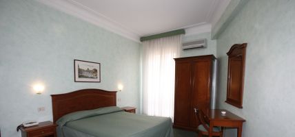 Hotel Adriatic (Rome)