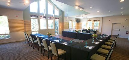 BC Squamish Executive Suites Hotel and Resort