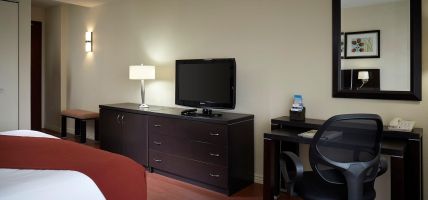Holiday Inn Express & Suites MONTREAL AIRPORT (Province d'Québec)