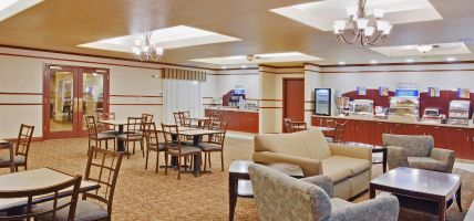 Holiday Inn Express & Suites DINUBA WEST (Dinuba)