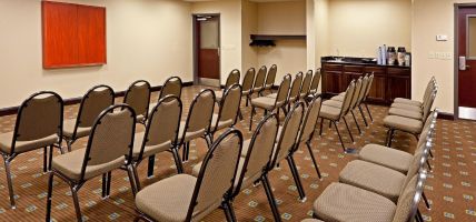 Holiday Inn Express & Suites SYRACUSE NORTH - AIRPORT AREA (Cicero)