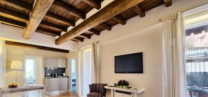 Trevi Palace Luxury Apartments (Rom)