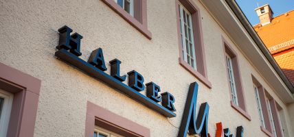 Hotel Halber Mond (Heppenheim)