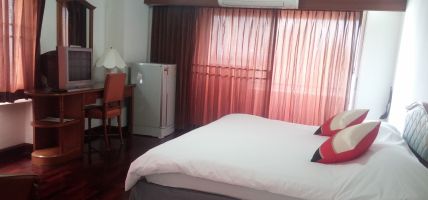 Hotel INTERCHANGE TOWER SERVICED APARTMENT (Ban Na Song)