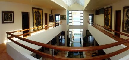 Hotel Villas & Gallery Suarti Resort (Gianyar)