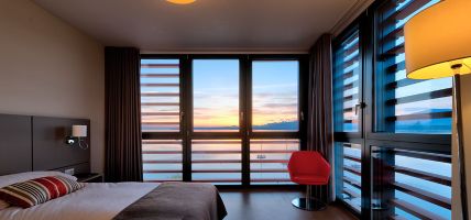 Lake Geneva Hotel (Versoix)
