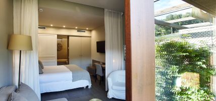 Hotel Mas Salagros Ecoresort & AIRE Ancient Baths (Vallromanes)