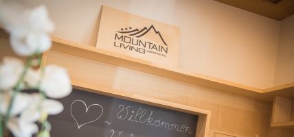 Hotel Mountain Living Apartments (San Valentino alla Muta, Curon Venosta)