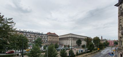 Happy Tower Aparthotel (Kraków)