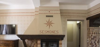 Hotel Sesmones (Cornegliano Laudense)