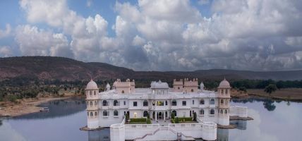 Hotel juSTa Lake Nahargarh Palace (Begūn)