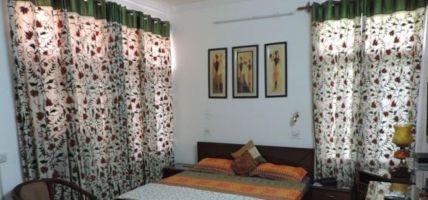 Hotel Colonels Retreat Home (Jammu)