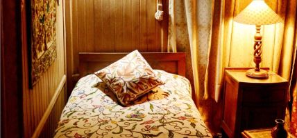Hotel Privilege Houseboat (Srinagar)