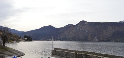 Hotel B&B Frontelago Lago di Como (Mandello del Lario)