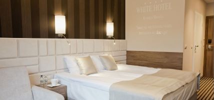 Hotel White (Krynica Morska)