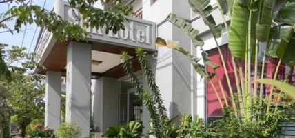 Hotel SNK (Vientiane)