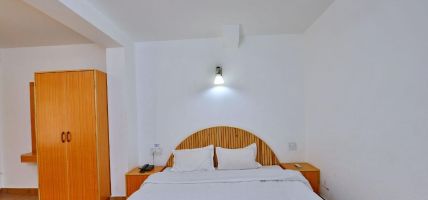 Hotel Bhrigu- A unit of Rudra Holidays (Manali )