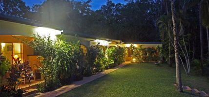 Hotel Villa Marine Holiday Apartments (Cairns)