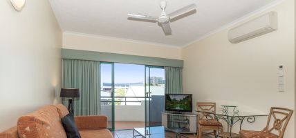 Hotel Mid City Luxury Suites (Cairns)