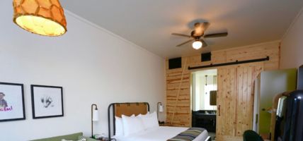 The Cavalry Court Hotel by Valencia Hotel Group (College Station)