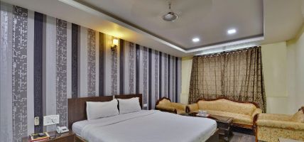 Hotel Puneet International (Raipur)