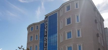 Hotel Deluxe (Tirana)