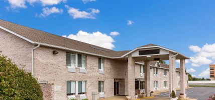 Econo Lodge Inn and Suites (Fairview Heights)