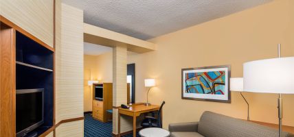 Fairfield Inn and Suites by Marriott San Antonio Airport-North Star Mall