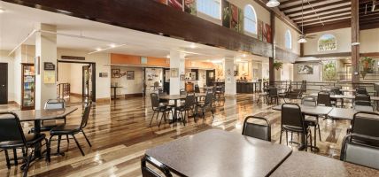 Hotel Pearl on the Concho SureStay Collection by Best Western (San Angelo)