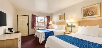 Hotel Travelodge by Wyndham Niagara Falls