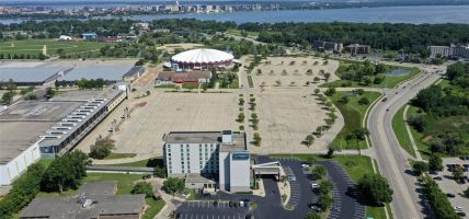 Hotel Clarion Suites at the Alliant Energy Center (Madison)