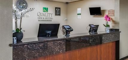 Quality Inn and Suites Vancouver North