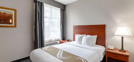 Hotel Quality Suites (Austin)