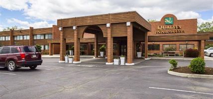 Quality Inn and Suites (Altoona)