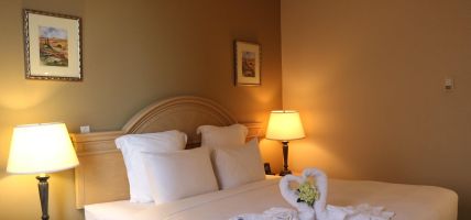 Nomad Hotel and Suites (Fort McMurray, Wood Buffalo)