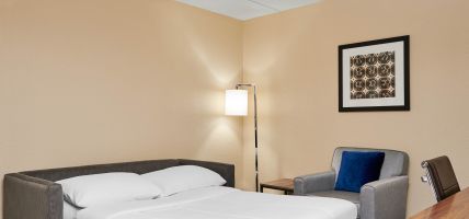 Hotel Four Points by Sheraton Milwaukee Airport
