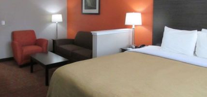 Quality Inn and Suites Fresno Northwest