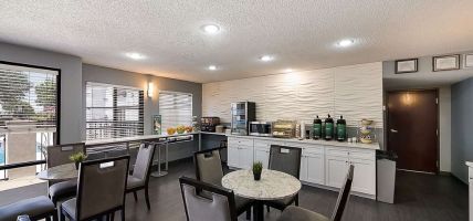 Quality Inn and Suites DFW Airport South (Irving)