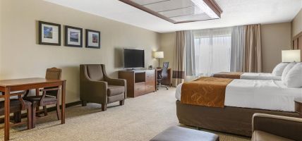 Hotel Comfort Suites Grandville - Grand Rapids SW