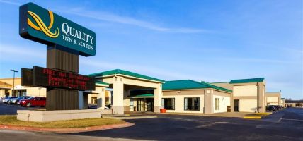 Quality Inn and Suites Moline - Quad Cities
