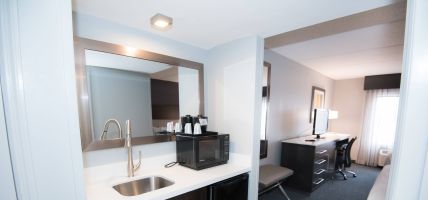 Fairfield Inn and Suites by Marriott Atlanta Airport North