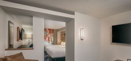 Fairfield Inn and Suites by Marriott Brunswick Freeport